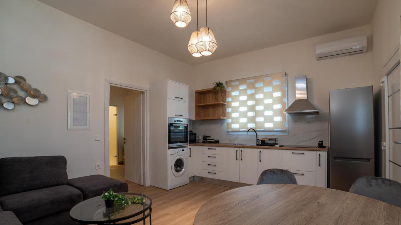 Melitta'S Luxury Apartments Anthousa  Extérieur photo